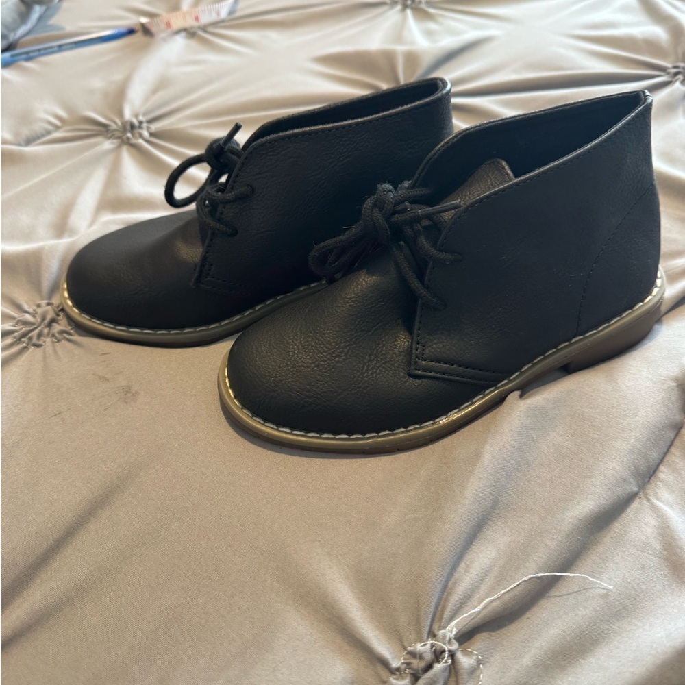The Children's Place Black Lace-Up Desert Boots for Kids